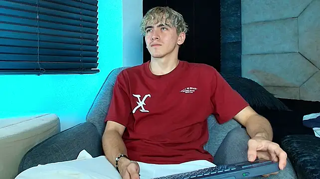 Tyler_Mcrey Pertunjukan Webcam