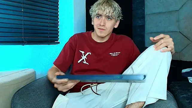 Tyler_Mcrey Webcam-Show