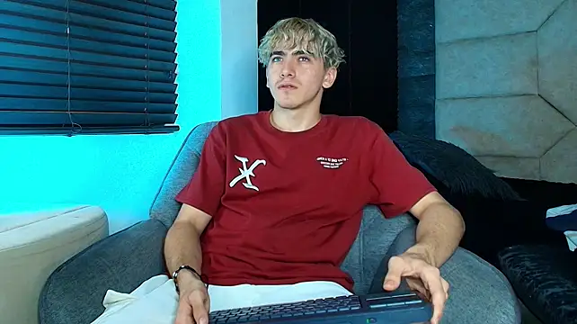 Tyler_Mcrey ওয়েবক্যাম শো