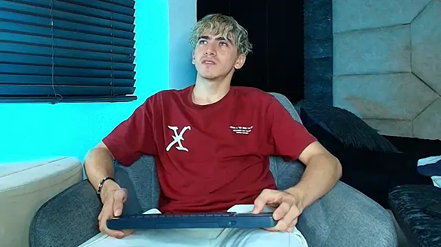 Tyler_Mcrey Webcam Show