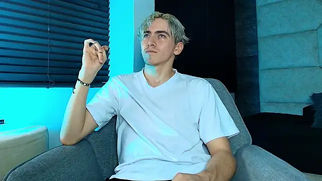 Tyler_Mcrey Show Webcam