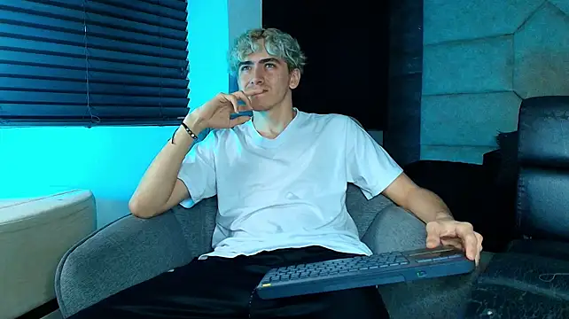 Tyler_Mcrey 웹캠 쇼