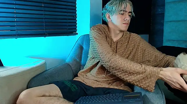 Tyler_Mcrey Show Webcam