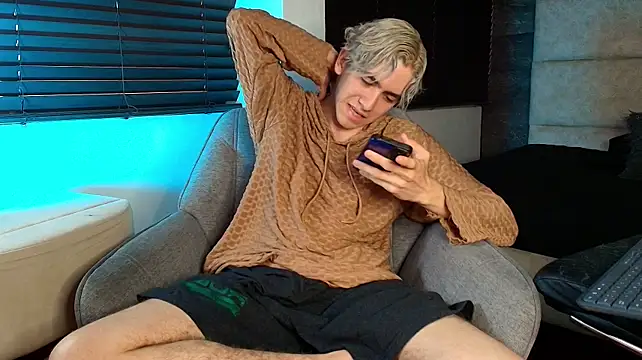 Tyler_Mcrey Show Webcam