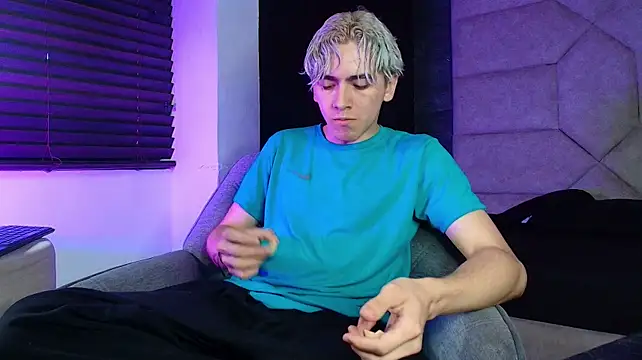 Tyler_Mcrey webkamerás műsora