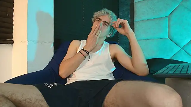Tyler_Mcrey 在線直播表演