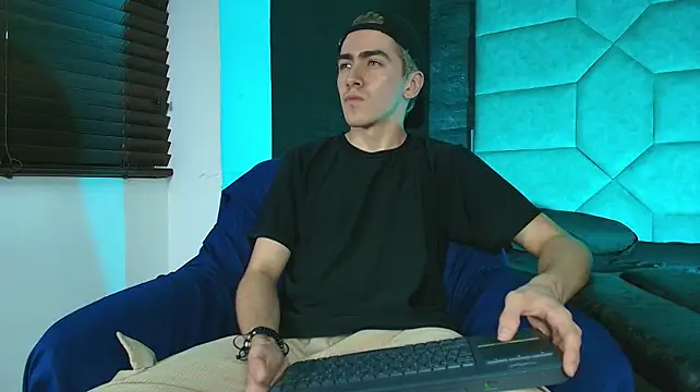 Tyler_Mcreyn Webbikameraesitys