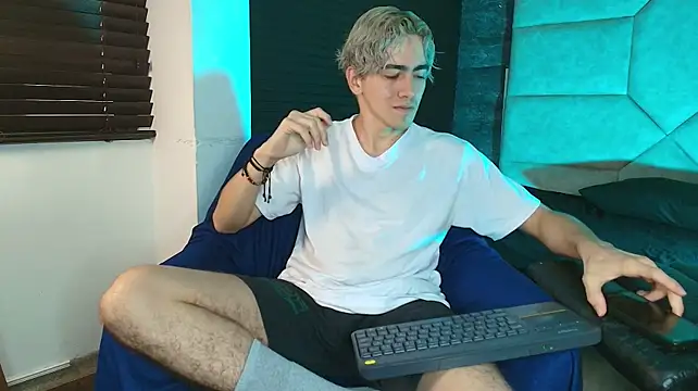 Tyler_Mcrey – webcam-show