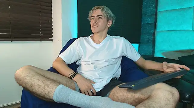 Tyler_Mcrey Webcam-Show