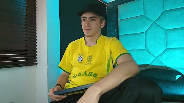 Tyler_Mcrey: вебкам-шоу