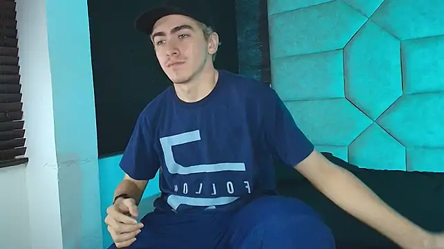 Tyler_Mcrey 在線直播表演