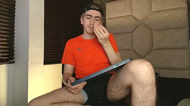 Tyler_Mcrey's Webcam Show