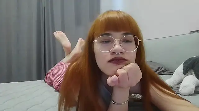 NeeCarfave's Webcam Show