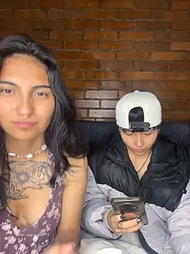 Show modela ian_mathias_ na web-kameri