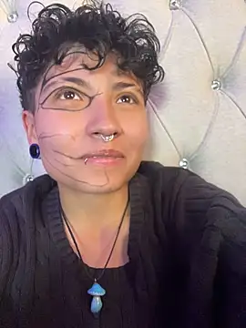 ian_mathias_'s Webcam Show