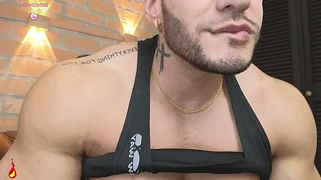 zac_levis_'s Webcam Show