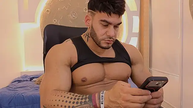 zac_levis_'s Webcam Show