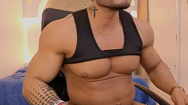 zac_levis_ Show in webcam