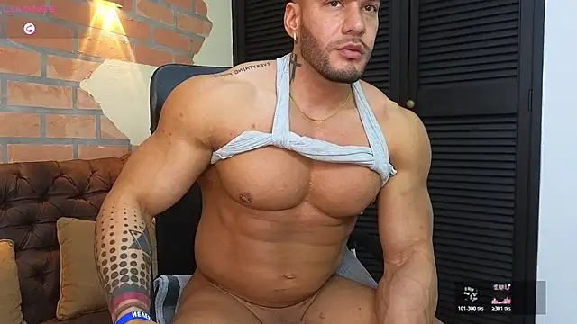 Pokazy przed kamerką – zac_levis_