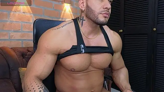 Webkamerová show zac_levis_