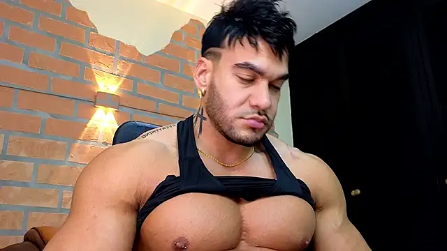 zac_levis_ Show in webcam