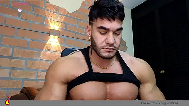 הופעת וובקאם של zac_levis_