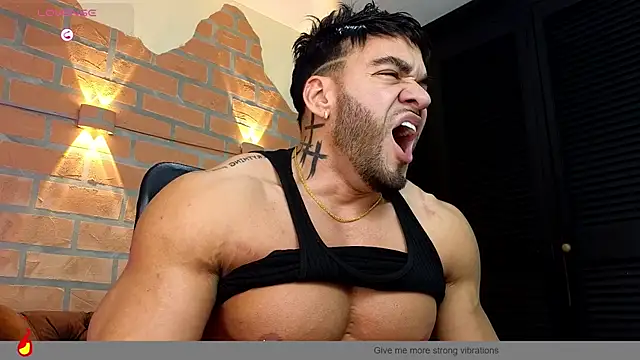 Show modela zac_levis_ na web-kameri