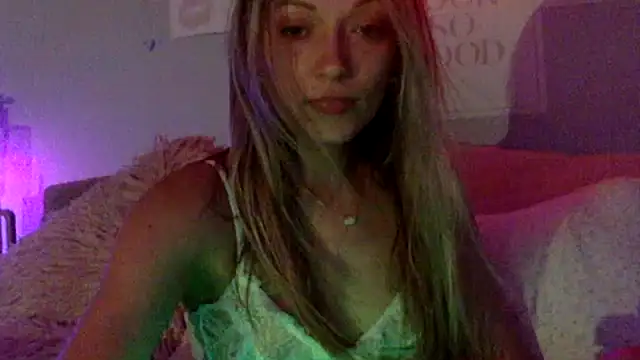 RavenHepburn's Webcam Show