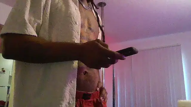 xxRazzoRakexx Show in webcam