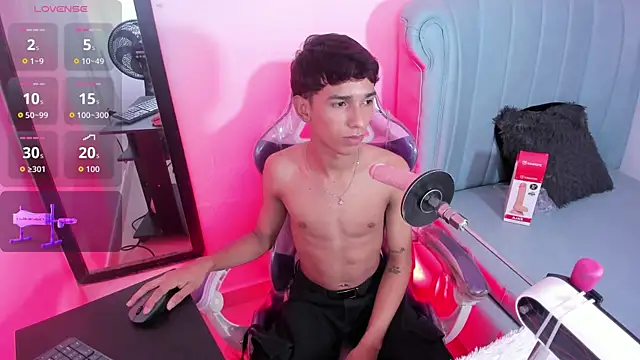 Joseph18_ Webcam-Show