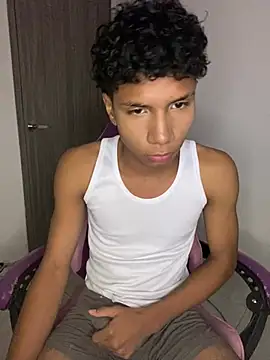 Show modela Fabi_Granado na web-kameri