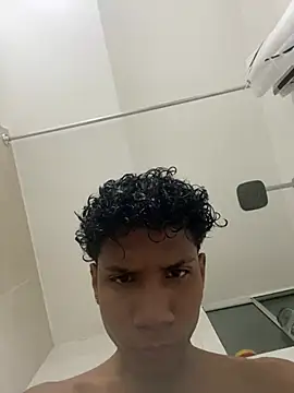 Pertunjukan Kamera Web Fabi_Granado