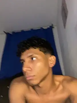 Fabi_Granado Show in webcam