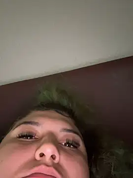 puchibad's Webcam Show