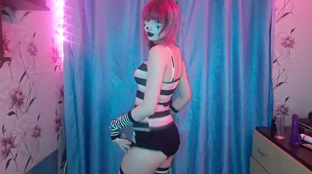 XXX chat uživo modela LoiseHeeralall