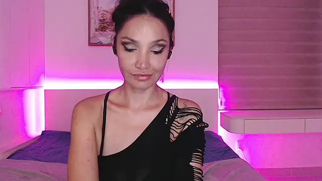 Ohmy_Linda Chat XXX in diretta