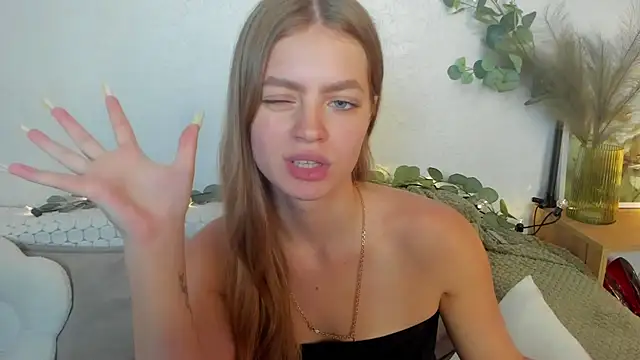XXX chat uživo modela EmillyStarr