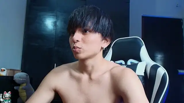 Webkamerová show raikougame