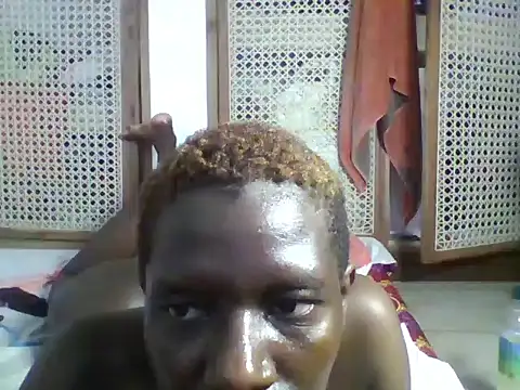 Chat XXX ao vivo de Goldy_petite