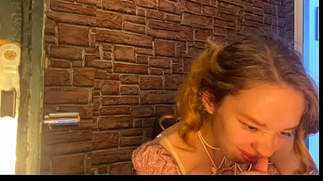 Вебкам-шоу ElizaStorm