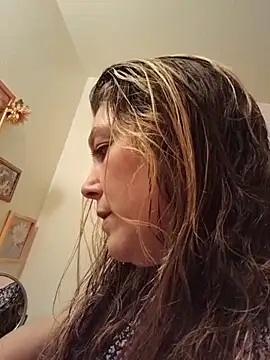 BettyandEarl Show in webcam