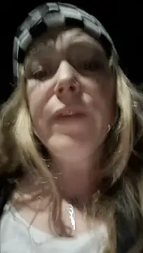 הופעת וובקאם של BettyandGold