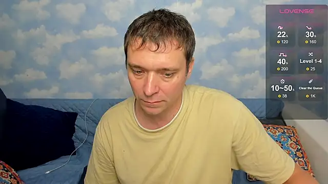 Show modela MenyCooper na web-kameri