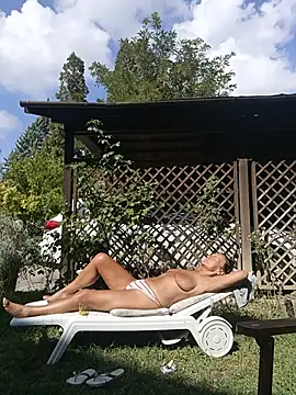 Živý XXX chat TessaYouDream
