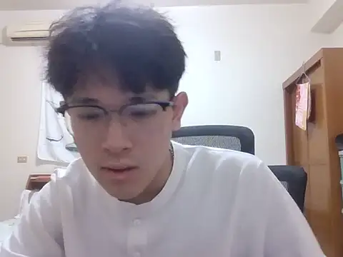 xkinn97 在線直播表演
