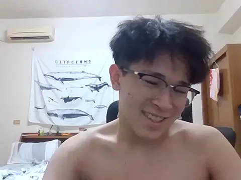 xkinn97 Show in webcam