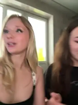 DuoBitches_ Webcamshow