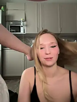 הופעת וובקאם של DuoBitches_