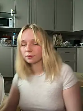 DuoBitches_ webcam show