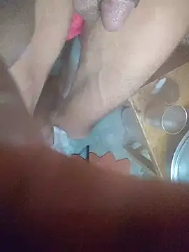 Hot-MayaLive-99n Webbikameraesitys